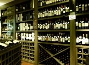 vino-por-mi-vinoteca-en-retiro-capital-federal-argentina-3.jpg