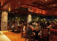 kansas-grill-bar-restaurant-pilar-zona-norte-2.jpg