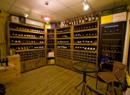90-wine-shop-wine-store-hong-kong-2.jpg