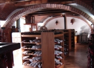 la-bodega-del-angel-vinoteca-en-tucuman-argentina-02.jpg