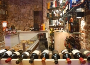 wyne-y-arts-vinoteca-lanus-este-bs-as-argentina-2.jpg