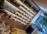 uva-vinoteca-cordoba-argentina-2.jpg