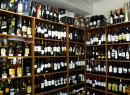 las-vizcarras-licoreria-vinoteca-en-montevideo-uruguay-4.jpg