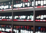 tierra-joven-vinoteca-en-bahia-blanca-buenos-aires-argentina-2.jpg