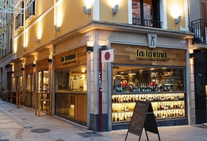 la-tavina-taberna-wine-bar-tienda-de-vinos-logronio-spain-1.jpg