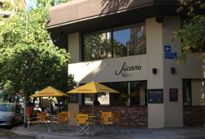 jucaro-cafe-y-restaurante-belgrano-buenos-aires-argentina-1.jpg