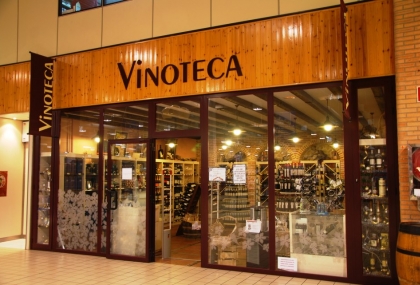 vinoteca-e-leclerc-soria-spain-1.jpg