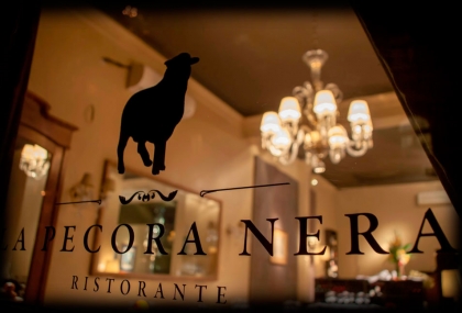 la-pecora-nera-restaurante-en-palermo-buenos-aires-1.jpg