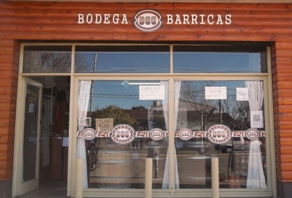 bodega-tres-barricas-vinoteca-en-mar-del-plata-argentina-1.jpg